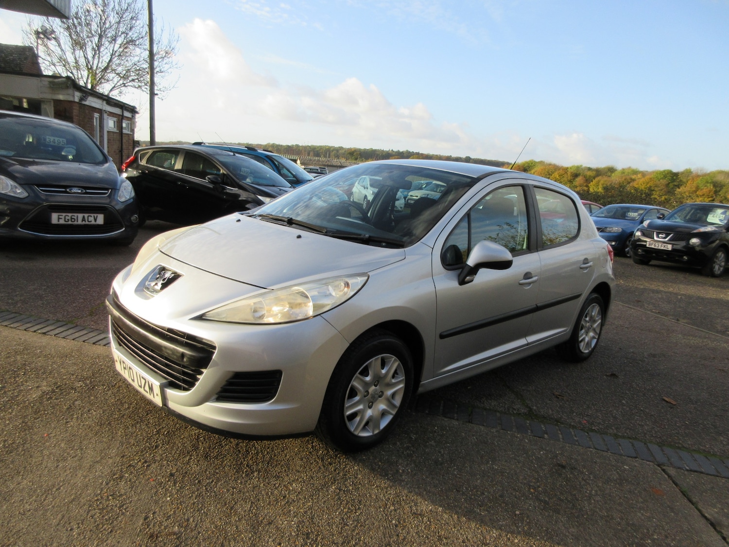 Used Peugeot 207 2010 for sale - 75933180: Photo 3