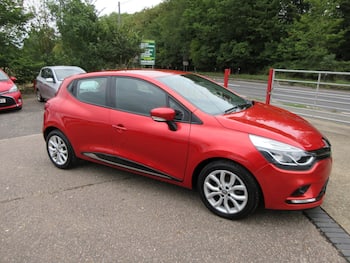 Used Renault Clio 2017 for sale - 79853699: Photo