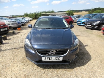 Used Volvo V40 2013 for sale - 75582962: Photo
