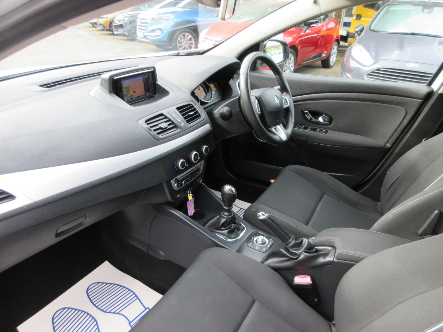 Used Renault Megane 2012 for sale - 76249638: Photo 12