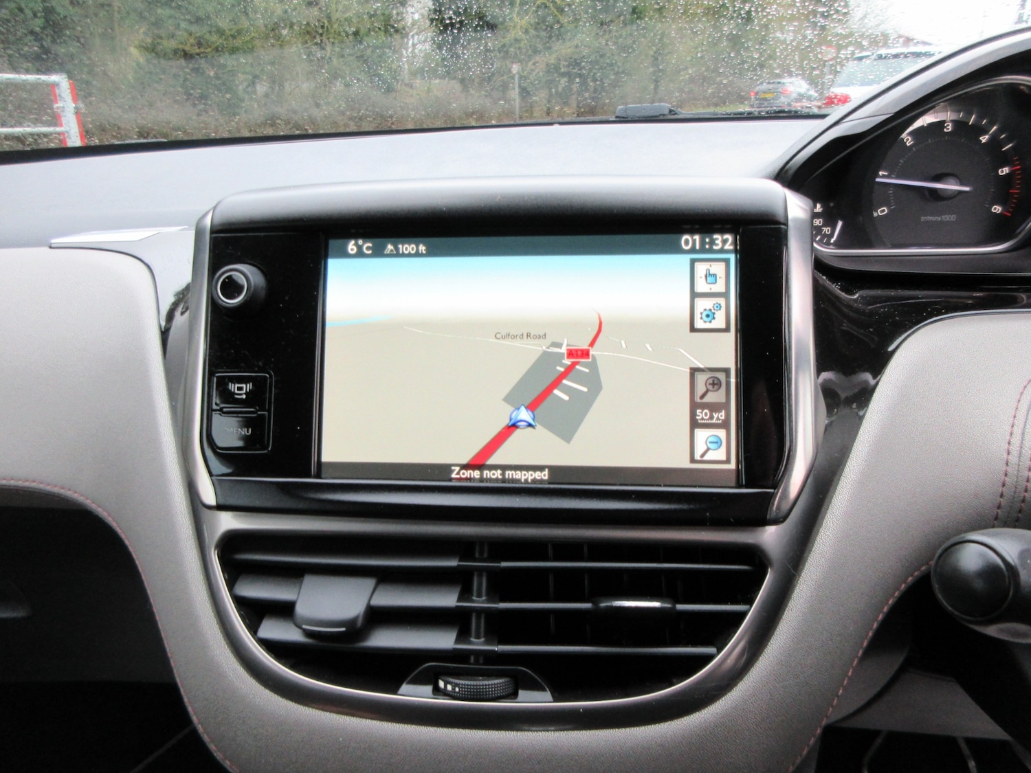 Used Peugeot 208 2014 for sale - 77417941: Photo 18