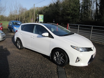 Used Toyota Auris 2015 for sale - 77336339: Photo