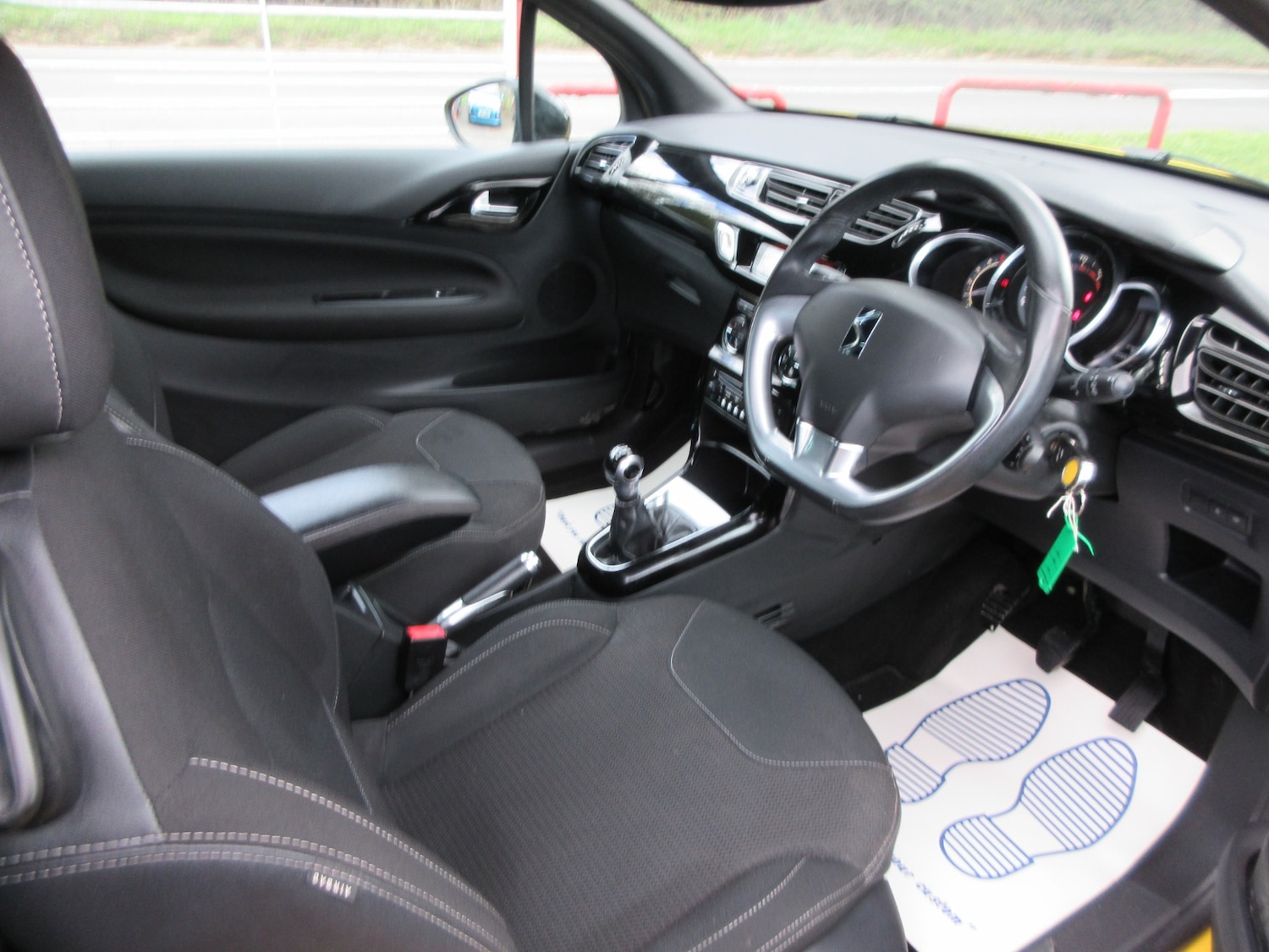 Used Citroen DS3 2014 for sale - 77974451: Photo 10