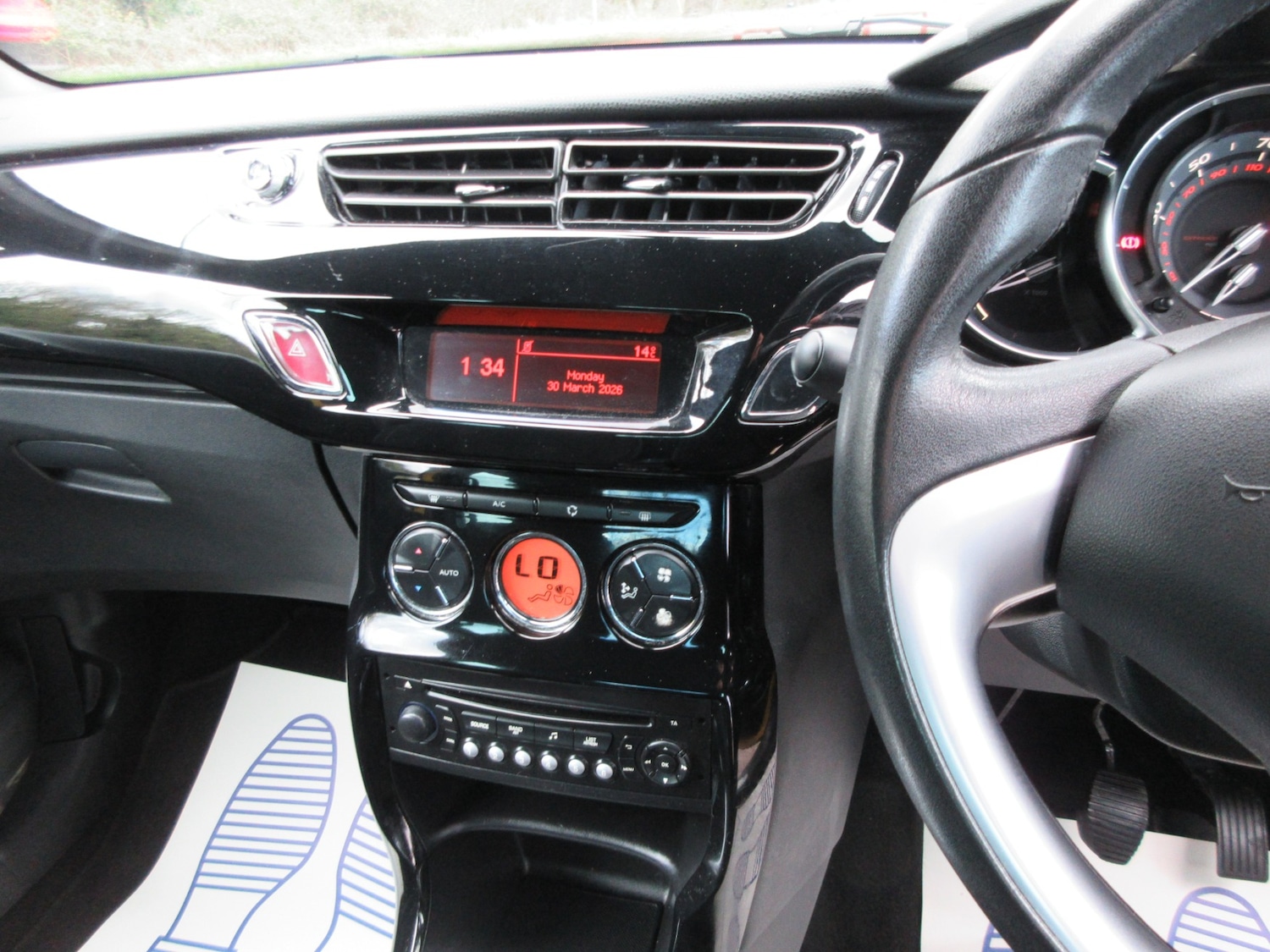 Used Citroen DS3 2014 for sale - 77974451: Photo 16