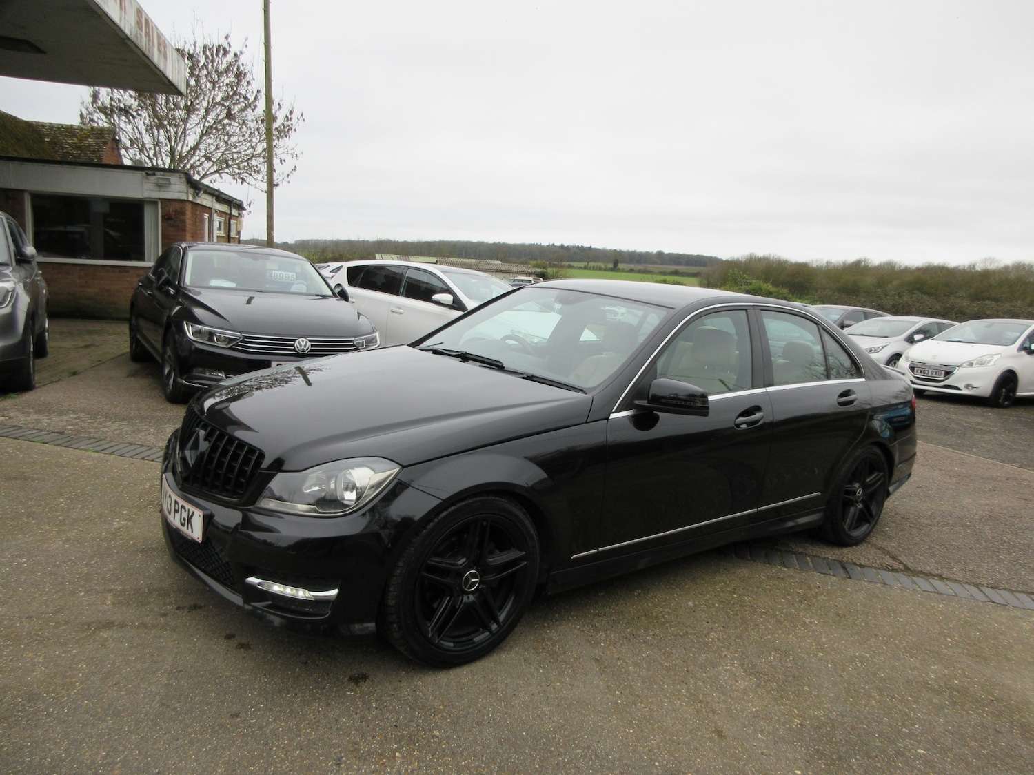 Used Mercedes-Benz C Class 2013 for sale - 77766574: Photo 3