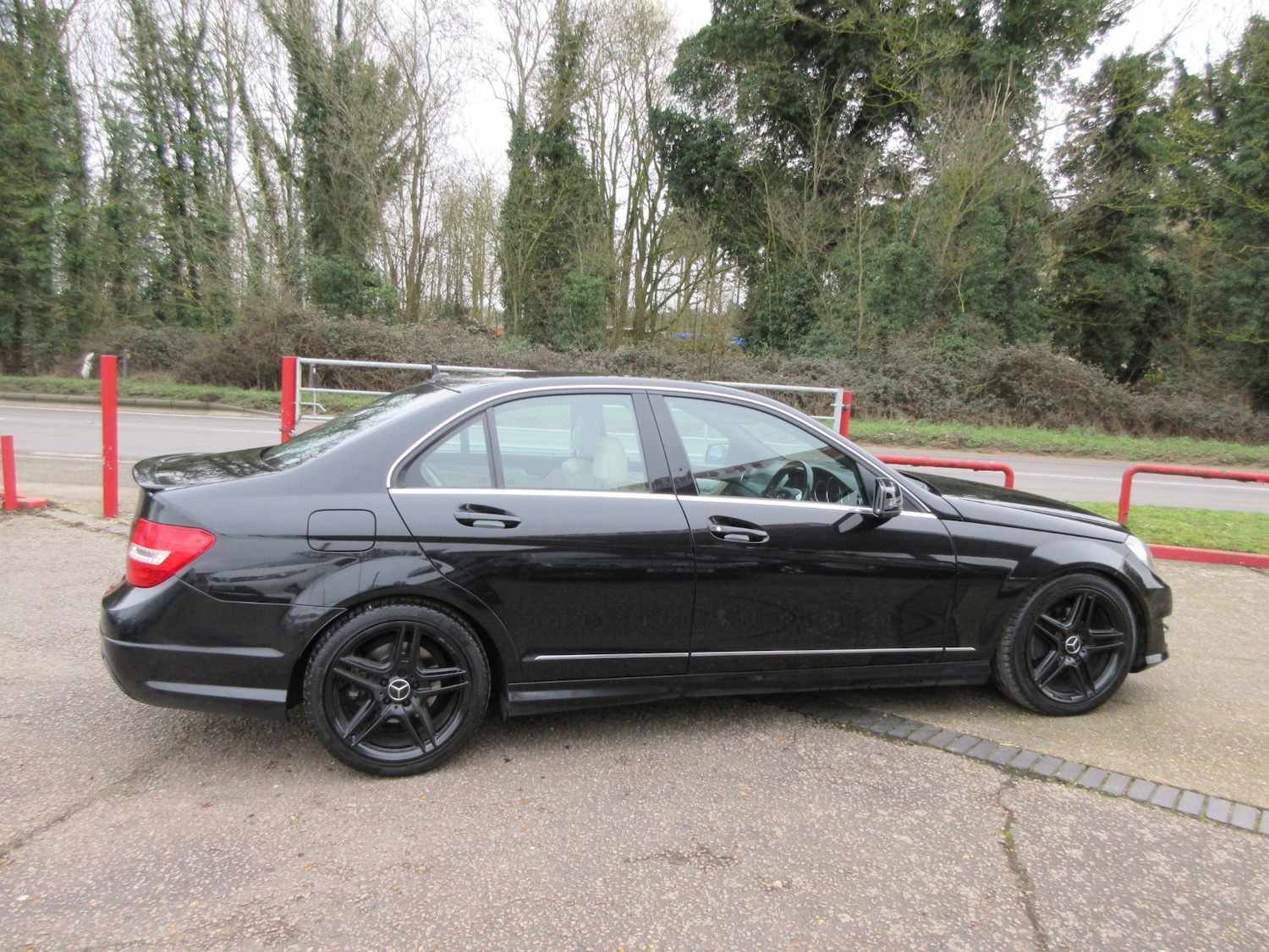 Used Mercedes-Benz C Class 2013 for sale - 77766574: Photo 9