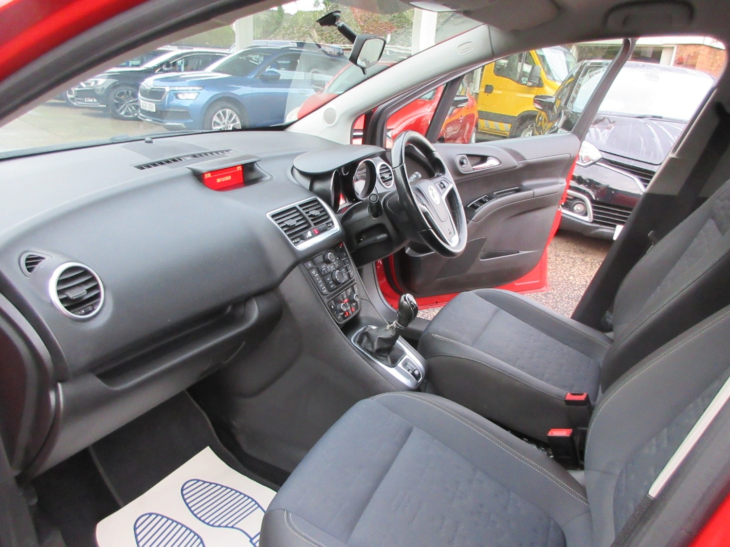 Used Vauxhall Meriva 2015 for sale - 76736723: Photo 12