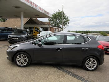 Used Kia Ceed 2015 for sale - 79568793: Photo