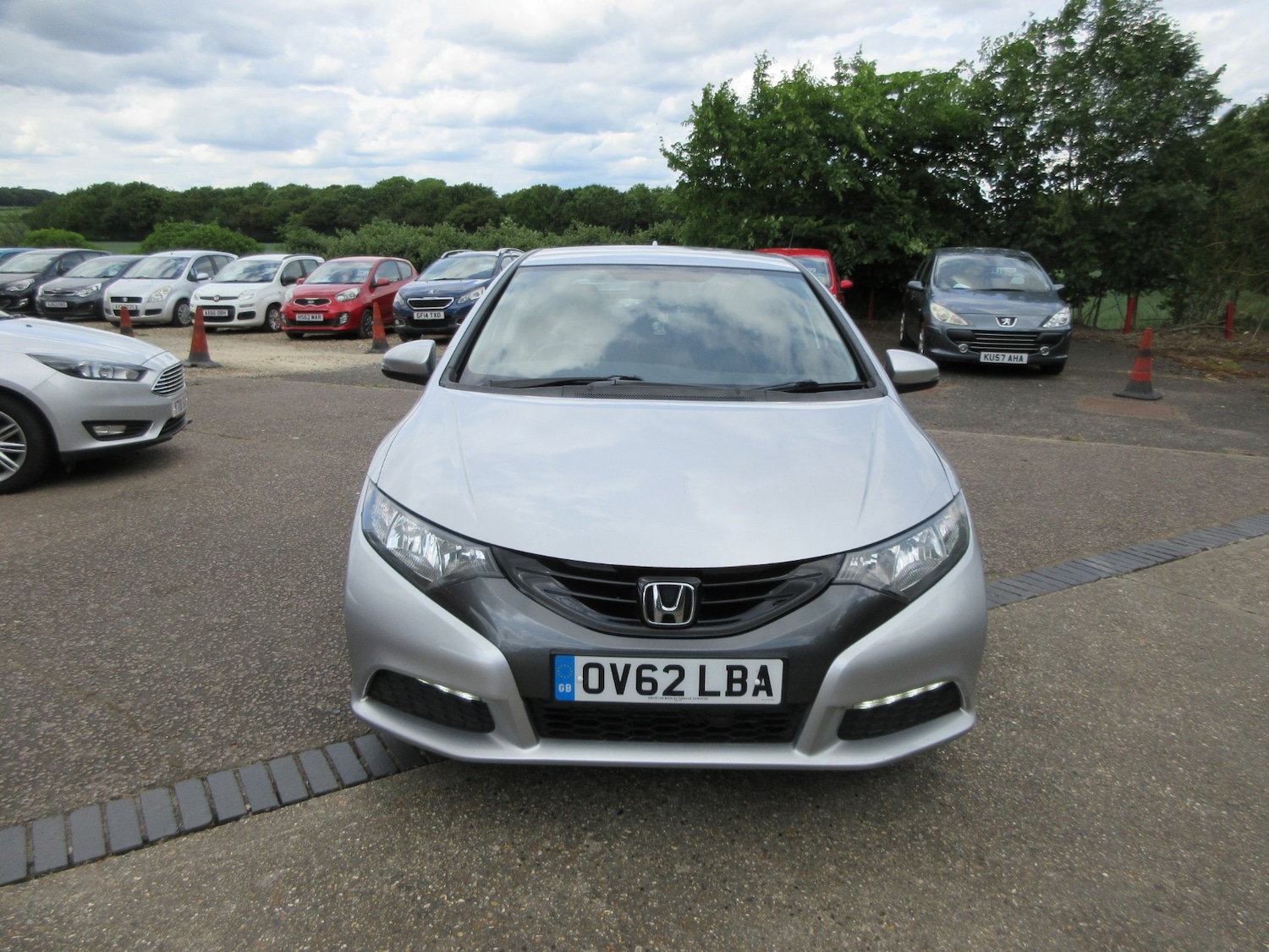Used Honda Civic 2012 for sale - 77148160: Photo 2