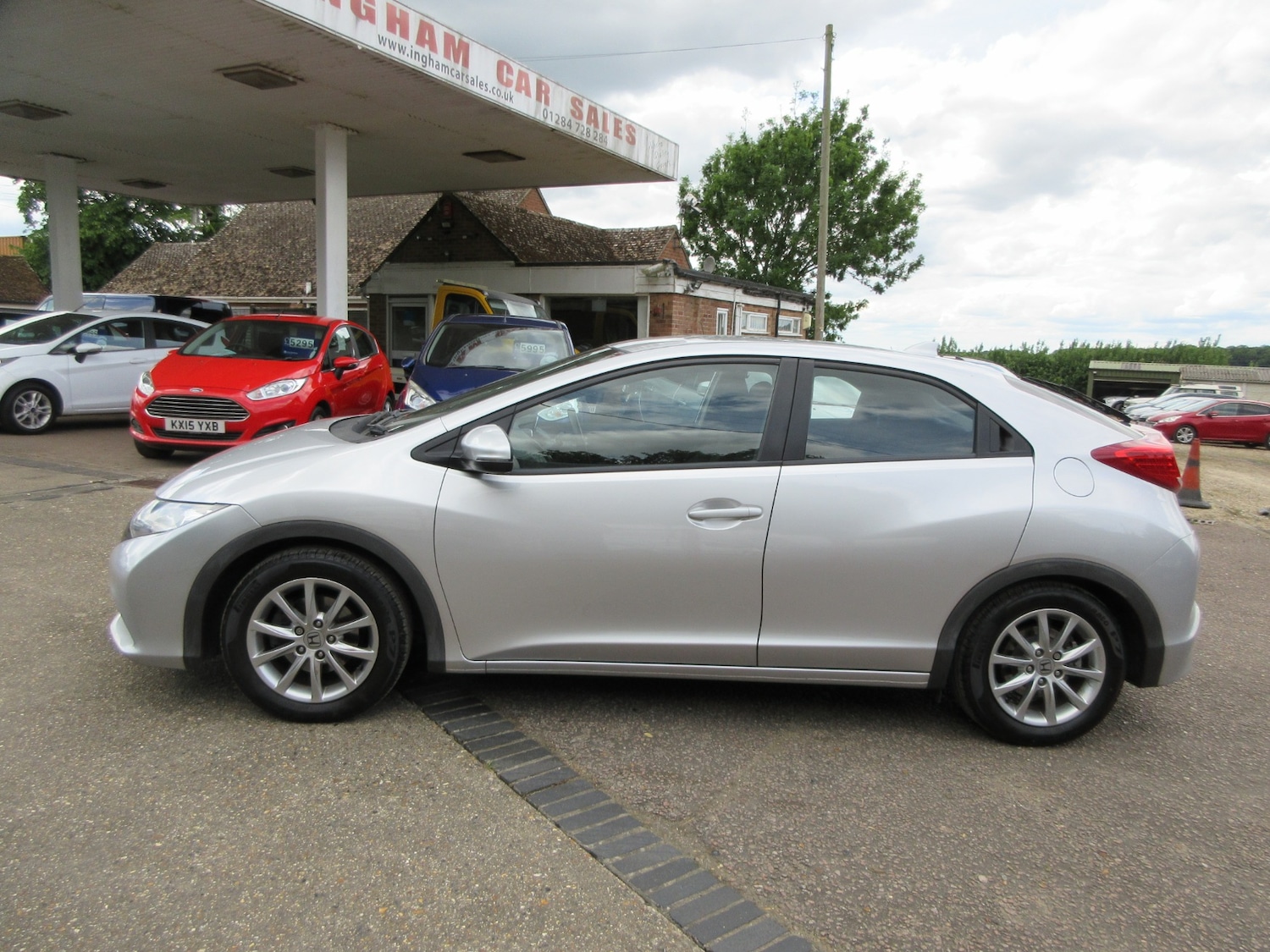 Used Honda Civic 2012 for sale - 77148160: Photo 4