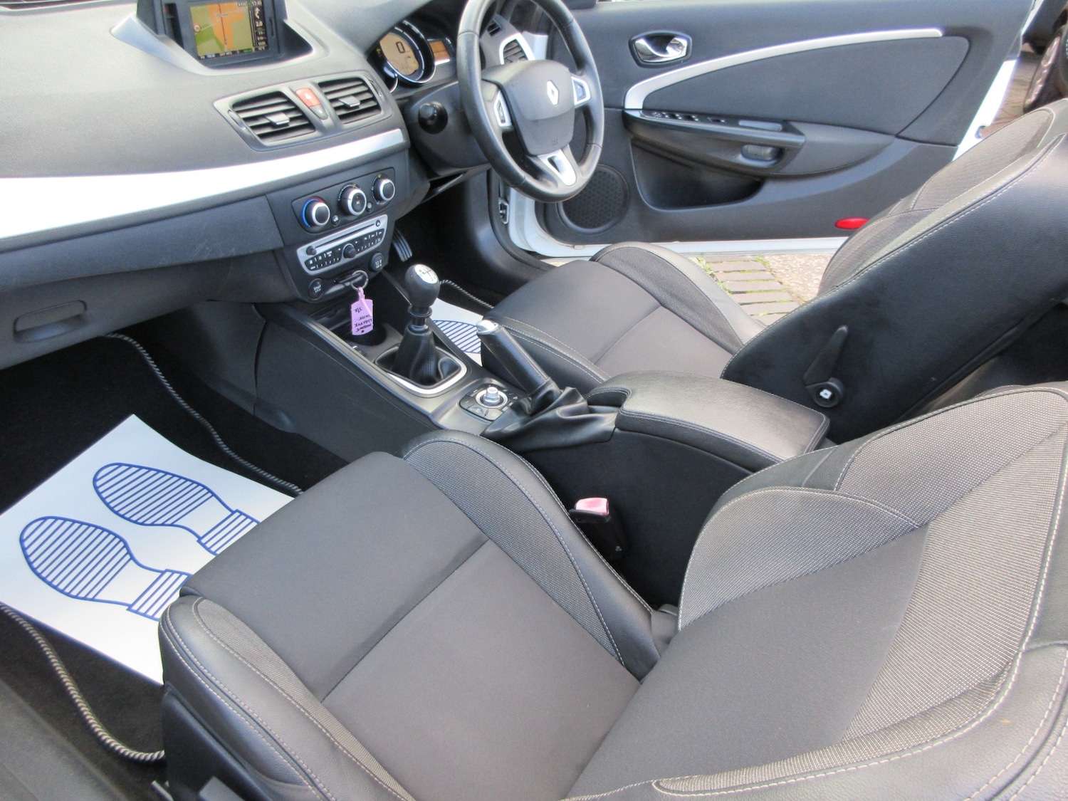 Used Renault Megane 2011 for sale - 76383278: Photo 17