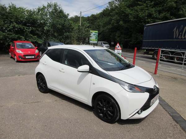 Used Toyota AYGO 2017 for sale - 75084084: Photo 1