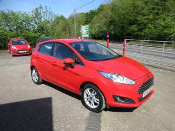 2015 (15) - 1.25 82 Zetec 5dr