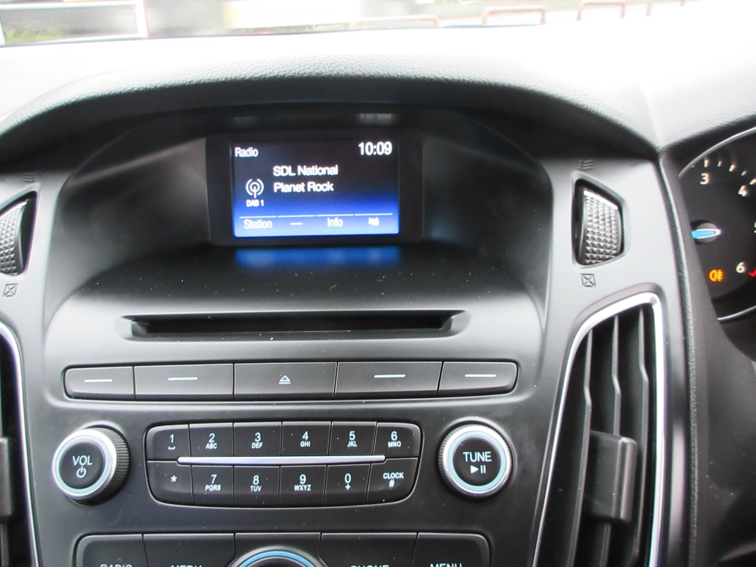 Used Ford Focus 2015 for sale - 77336347: Photo 19