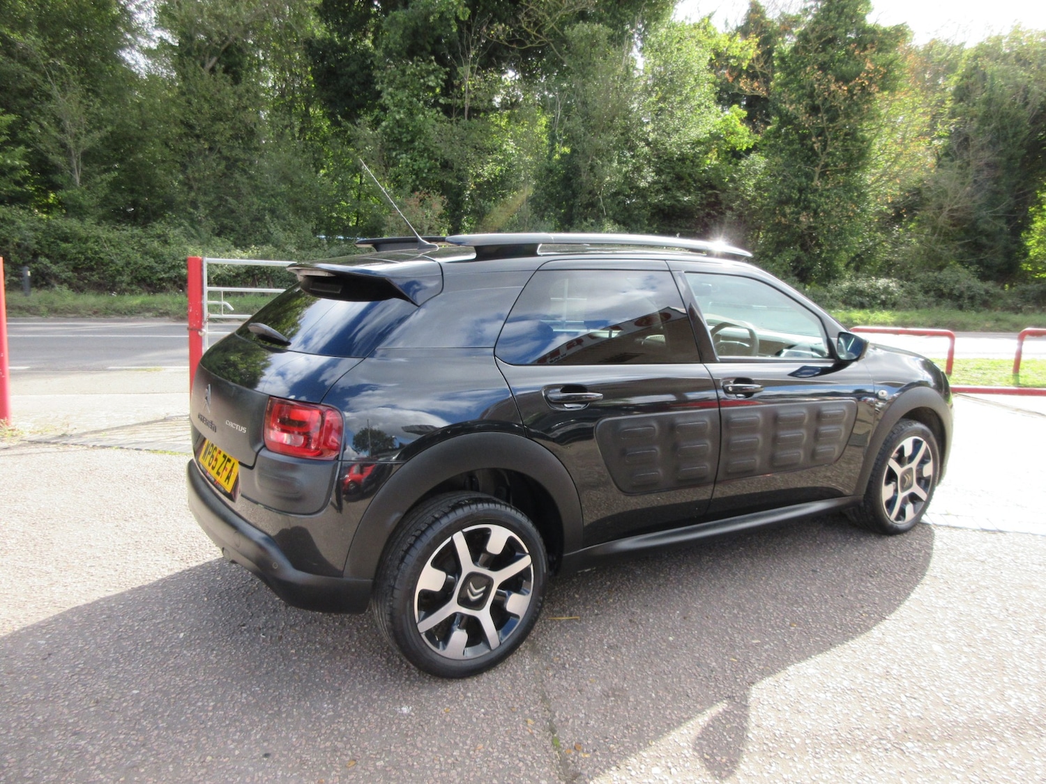 Used Citroen C4 Cactus 2016 for sale - 75957598: Photo 8