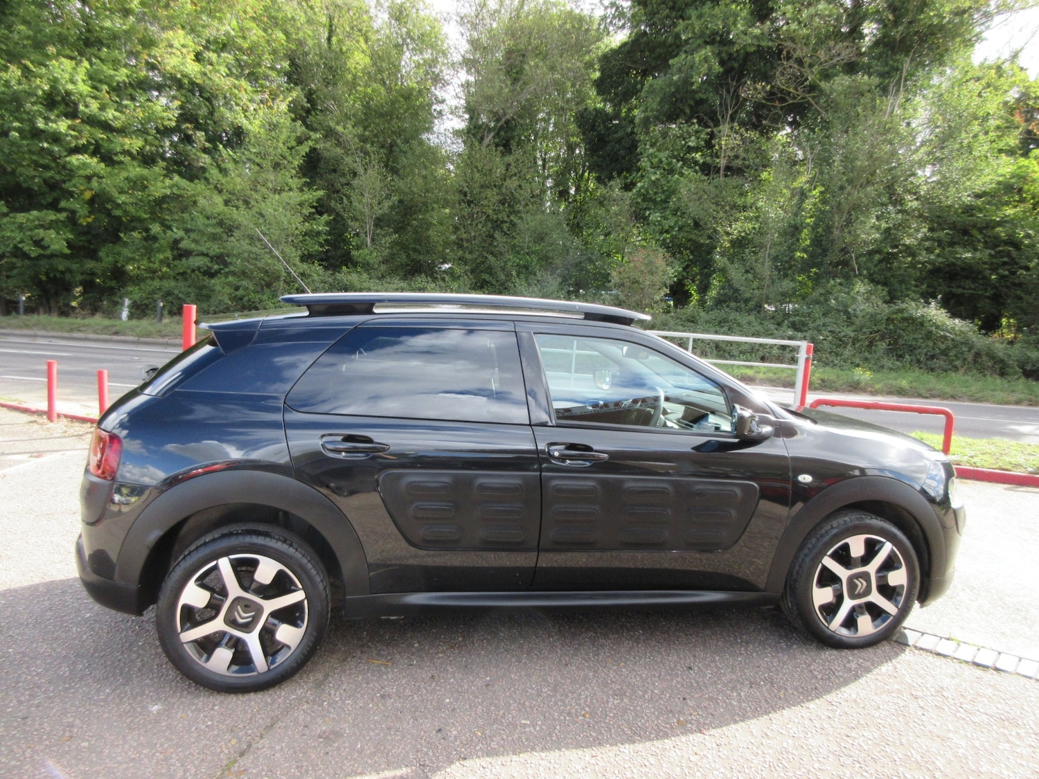 Used Citroen C4 Cactus 2016 for sale - 75957598: Photo 9