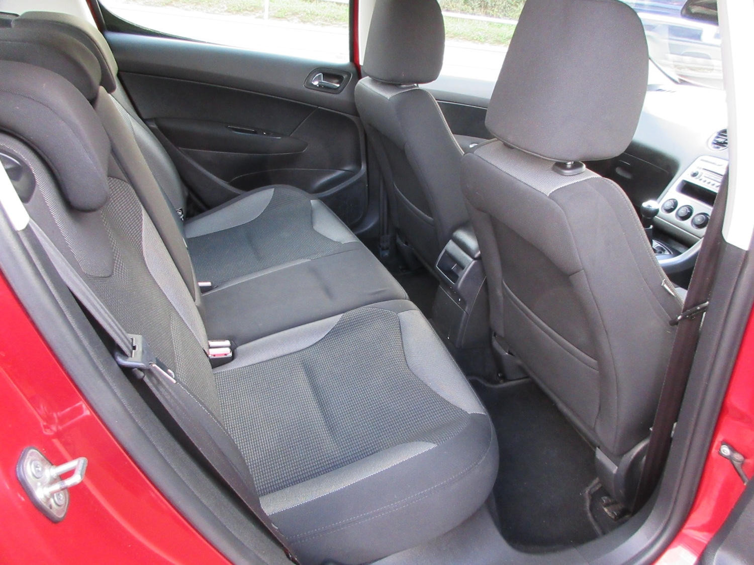 Used Peugeot 308 2012 for sale - 77974545: Photo 13