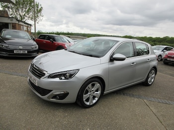 Used Peugeot 308 2015 for sale - 78353239: Photo