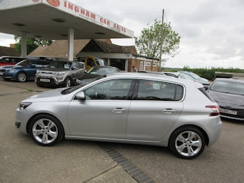 Used Peugeot 308 2015 for sale - 78353239: Photo