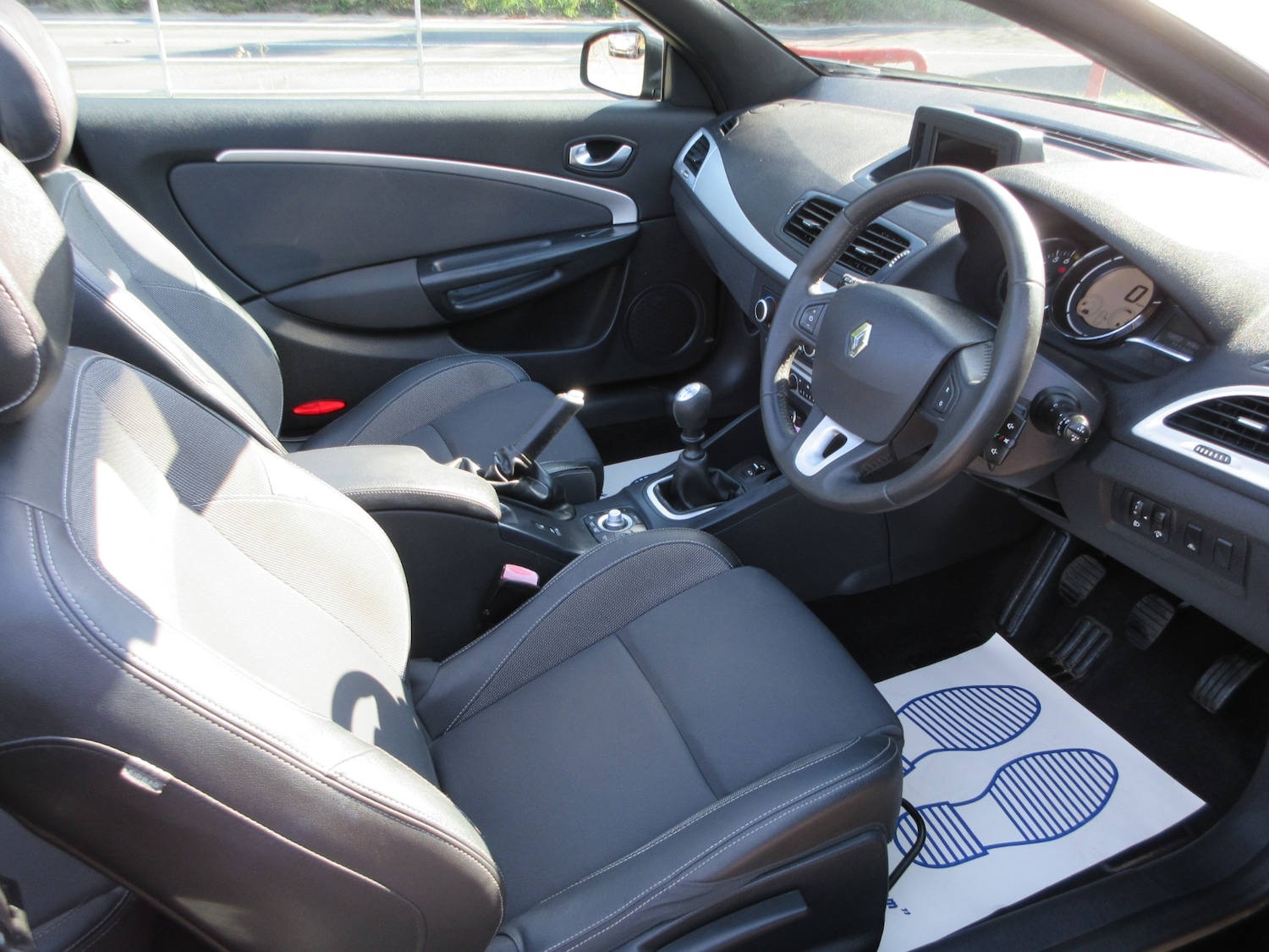 Used Renault Megane 2011 for sale - 76045876: Photo 17