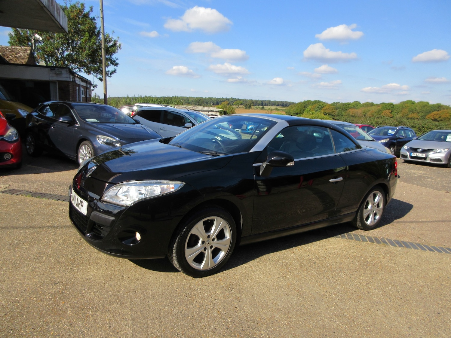 Used Renault Megane 2011 for sale - 76045876: Photo 3