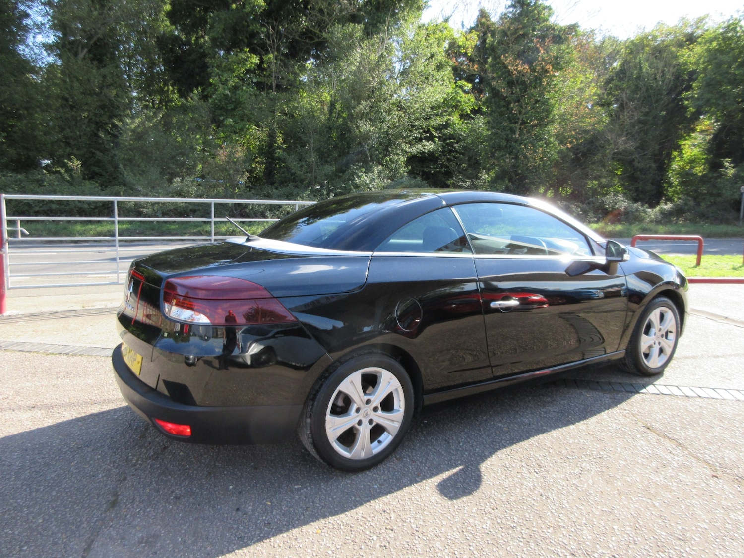 Used Renault Megane 2011 for sale - 76045876: Photo 8