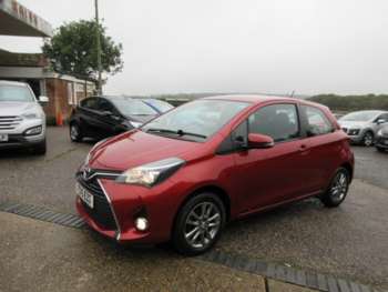 Used Toyota Yaris 2015 for sale - 68950569: Photo