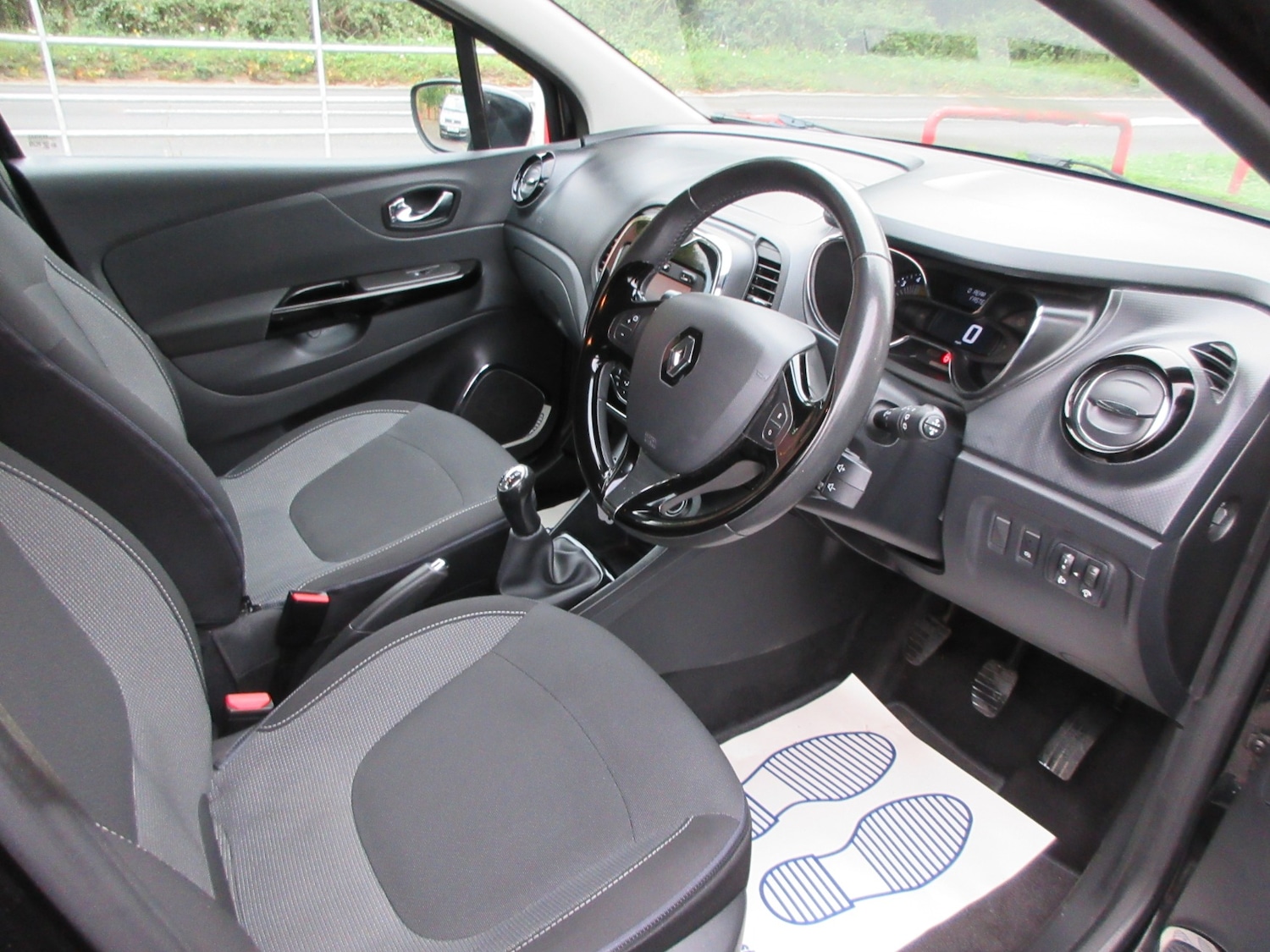 Used Renault Captur 2014 for sale - 76170913: Photo 10