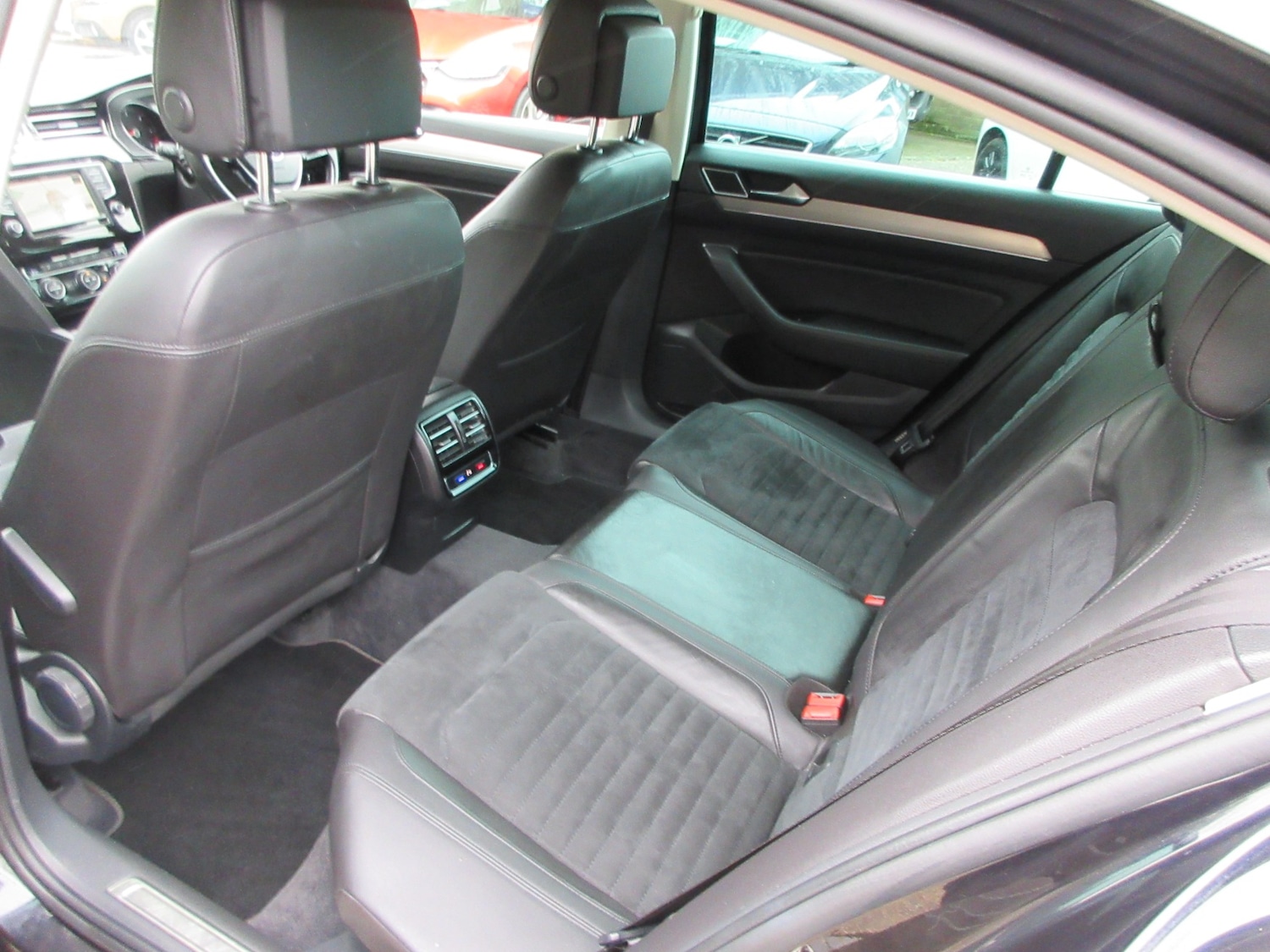 Used Volkswagen Passat 2015 for sale - 76249641: Photo 15