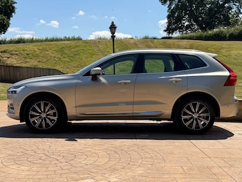 Used Volvo XC60 2018 for sale - 79159988: Photo