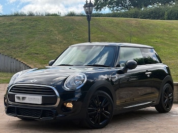 Used MINI Hatch 2018 for sale - 79103804: Photo