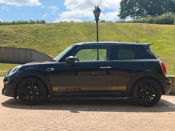 Used MINI Hatch 2018 for sale - 79103804: Photo