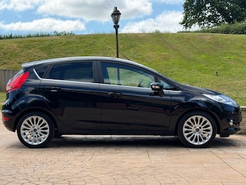 Used Ford Fiesta 2011 for sale - 79103813: Photo