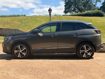 Used Peugeot 3008 2019 for sale - 79000749: Photo