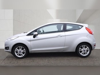 Used Ford Fiesta 2015 for sale - 79607822: Photo