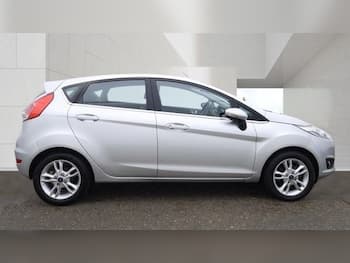 Used Ford Fiesta 2016 for sale - 79675675: Photo