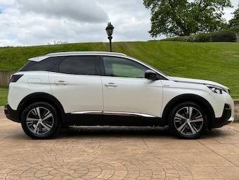 Used Peugeot 3008 2017 for sale - 79000723: Photo