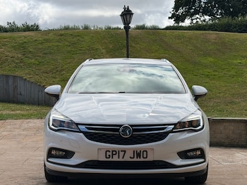 Used Vauxhall Astra 2017 for sale - 79000746: Photo