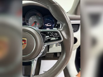 Used Porsche Macan 2017 for sale - 79000739: Photo