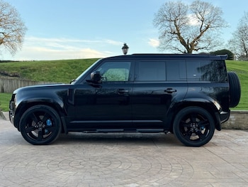 Used Land Rover Defender 2021 for sale - 79103526: Photo