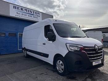 Renault Master feature image