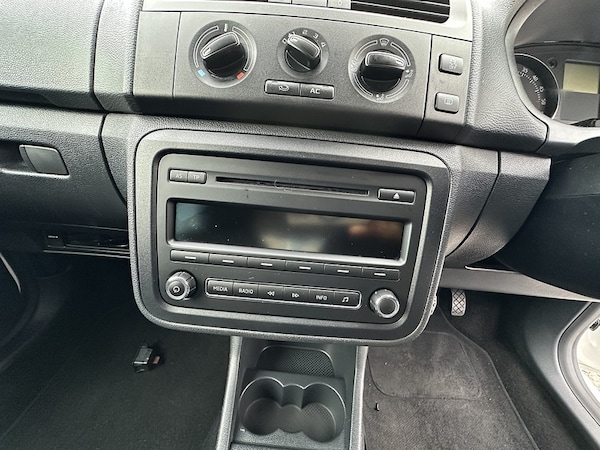 Used Skoda Fabia 2014 for sale - 76320116: Photo 14