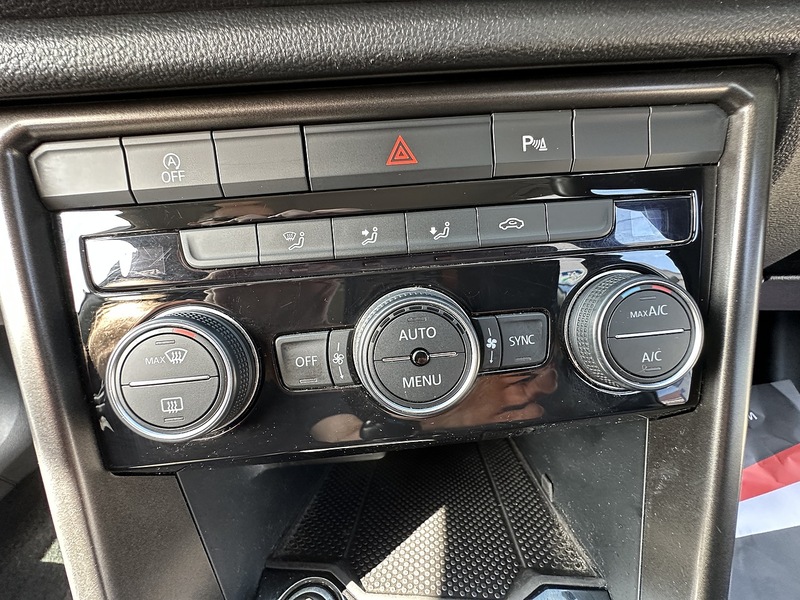 Used Volkswagen T-Roc for sale - 77517523: Photo 17