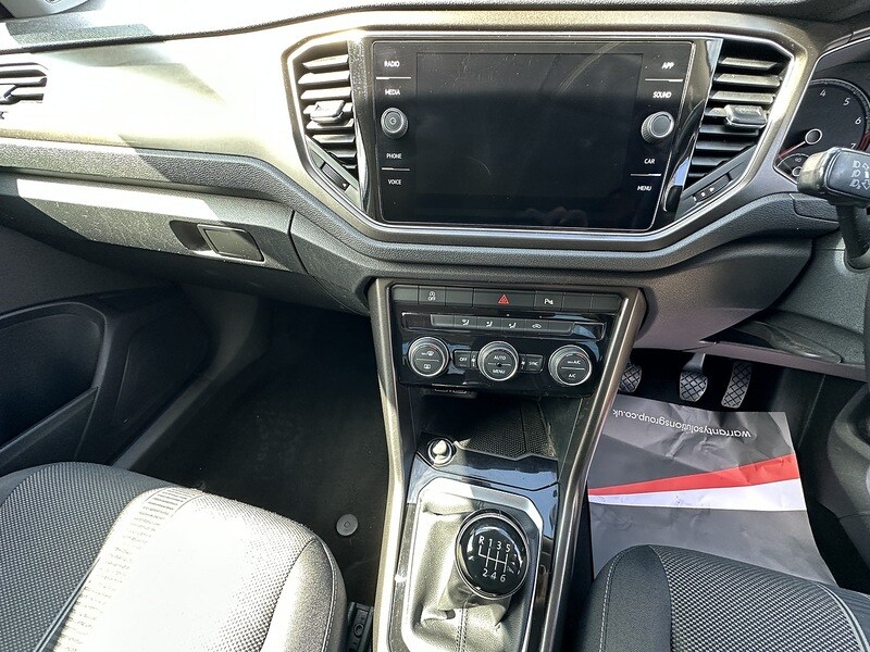 Used Volkswagen T-Roc 2019 for sale - 77720624: Photo 10