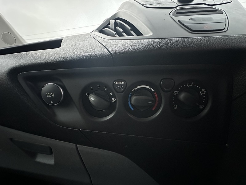 Used Ford Transit Custom 2017 for sale - 77303246: Photo 15