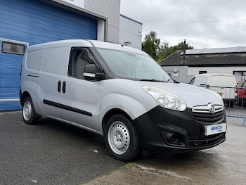 Used Vauxhall Combo 2017 for sale - 79142808: Photo