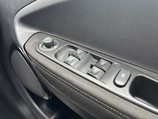 Used Renault Zoe 2019 for sale - 75665793: Photo 23