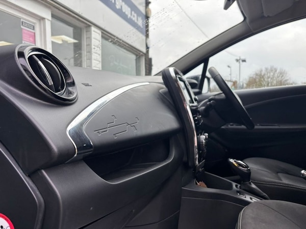 Used Renault Zoe 2019 for sale - 75665793: Photo 42