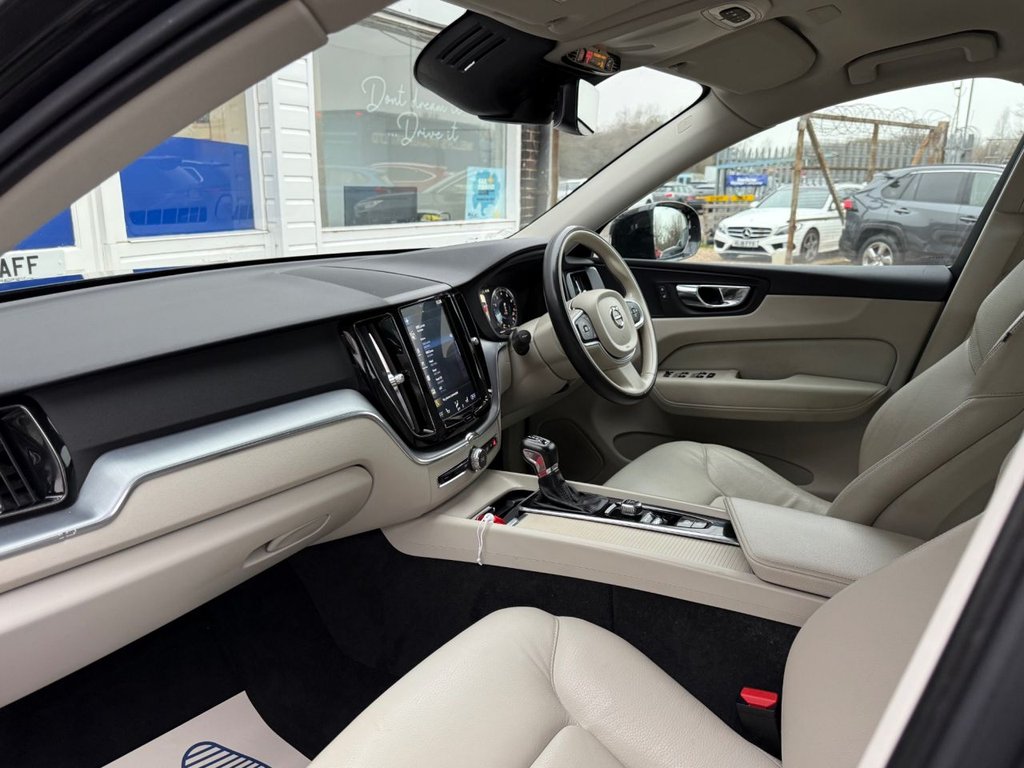 Used Volvo XC60 2018 for sale - 77327997: Photo 16