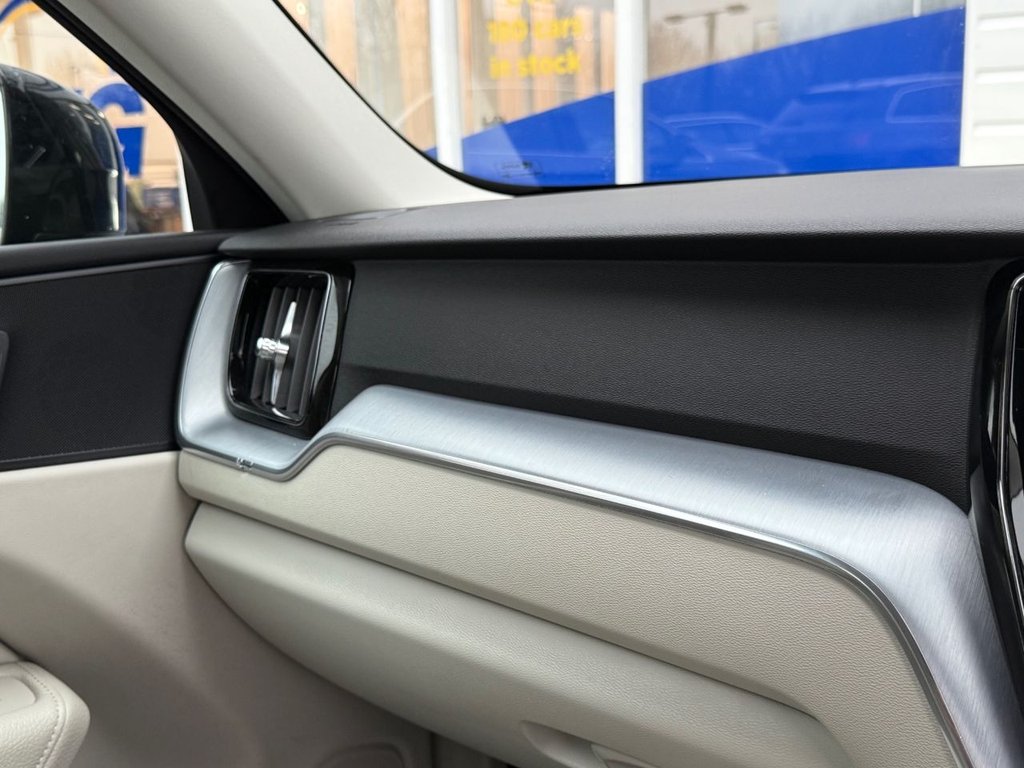 Used Volvo XC60 2018 for sale - 77327997: Photo 28